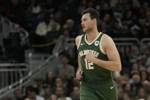 加里纳利NBA生涯辗转10支球队 总薪资达2.03亿美元